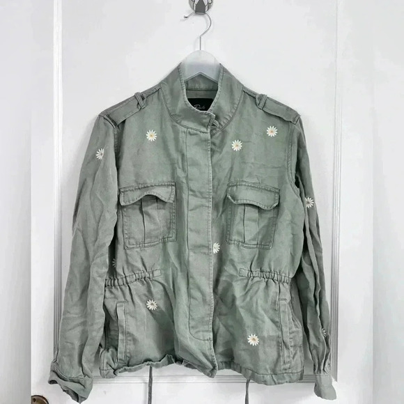 Rails Sahara Daisy-Embroidered Utility Linen Jacket - Picture 1 of 5